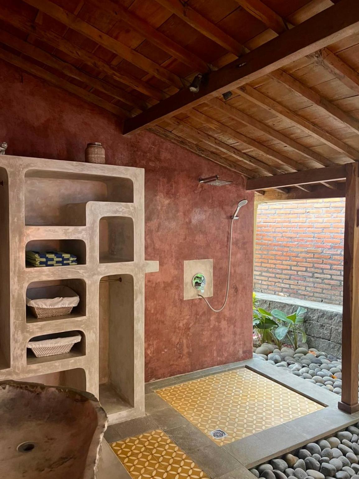 Guesthouse Mooz Canggu Екстериор снимка