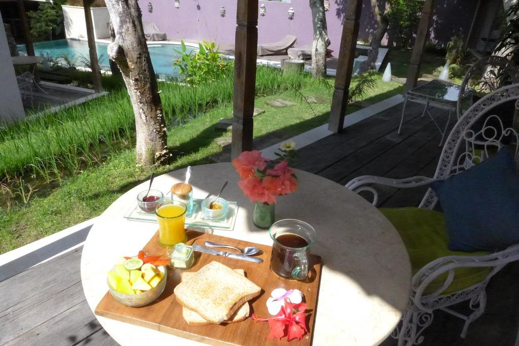 Guesthouse Mooz Canggu Екстериор снимка